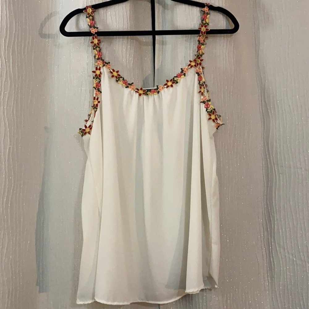 Forever 21 floral white tank